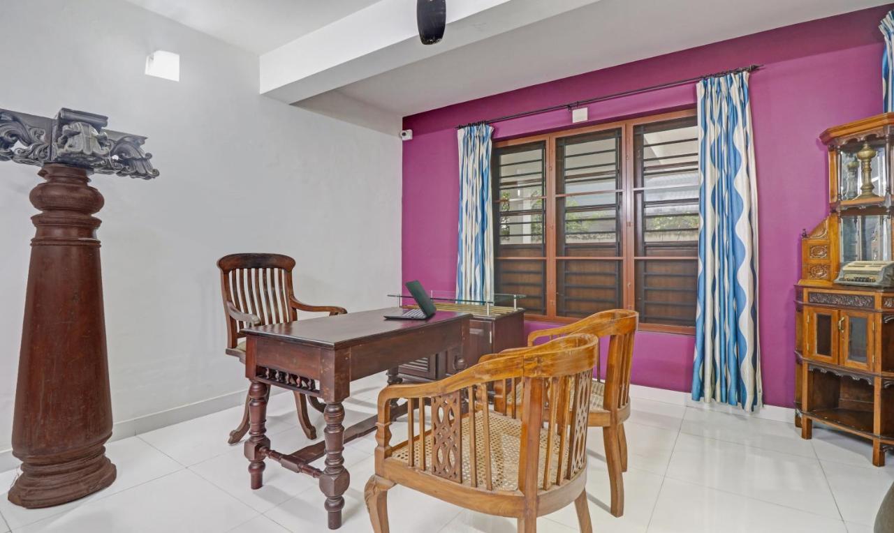 Treebo Backpackers Inn Kochi Екстериор снимка