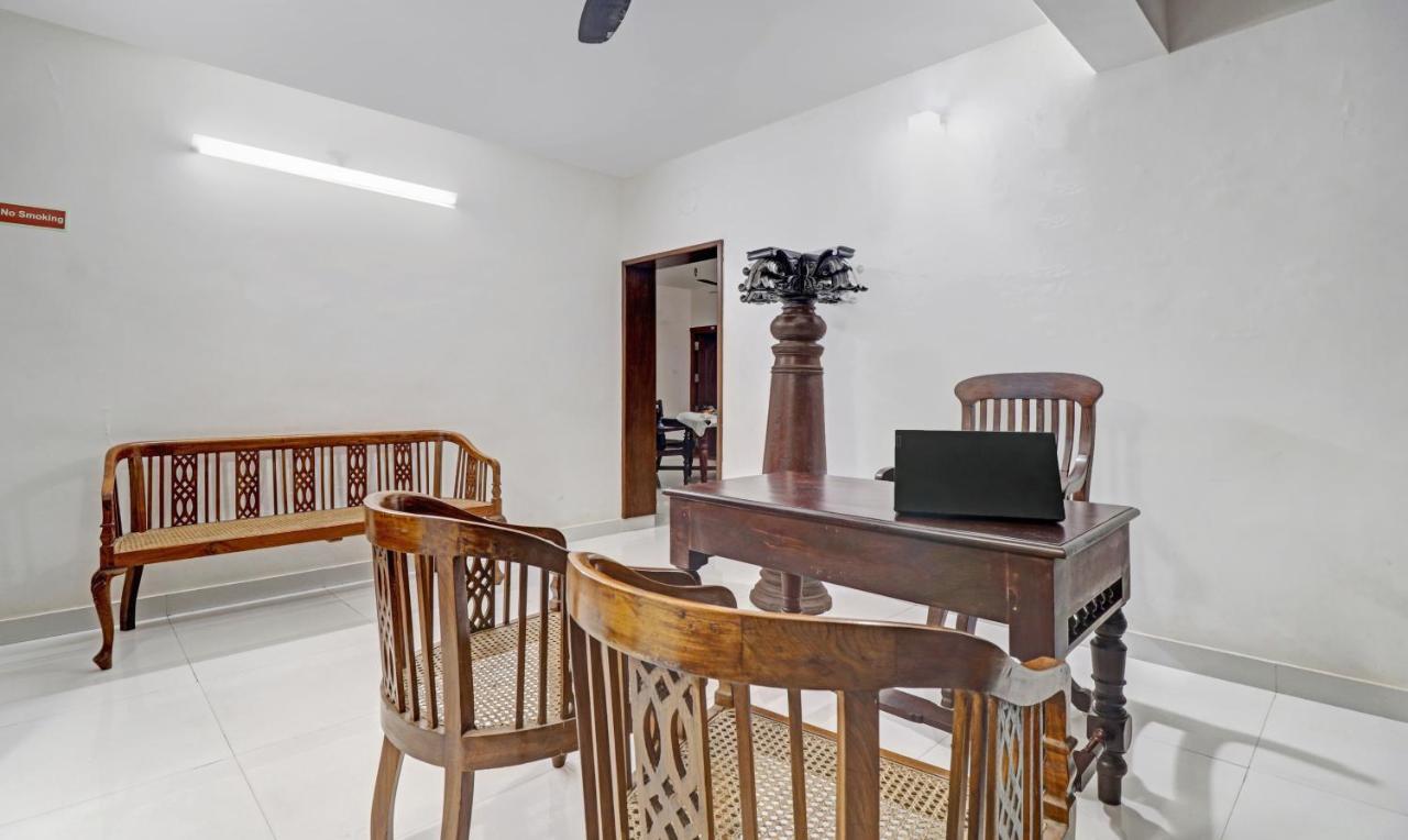 Treebo Backpackers Inn Kochi Екстериор снимка